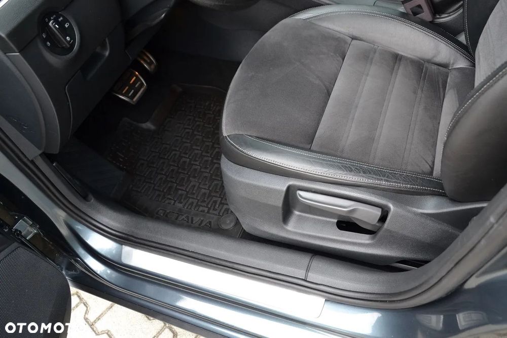 Skoda Octavia 2.0 TDI 4x4 Elegance DSG - 16