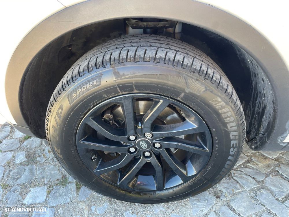 Land Rover Discovery Sport 2.0 TD4 HSE Luxury - 9