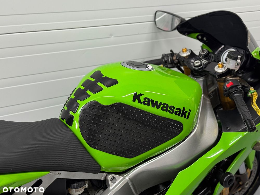 Kawasaki ZXR - 11