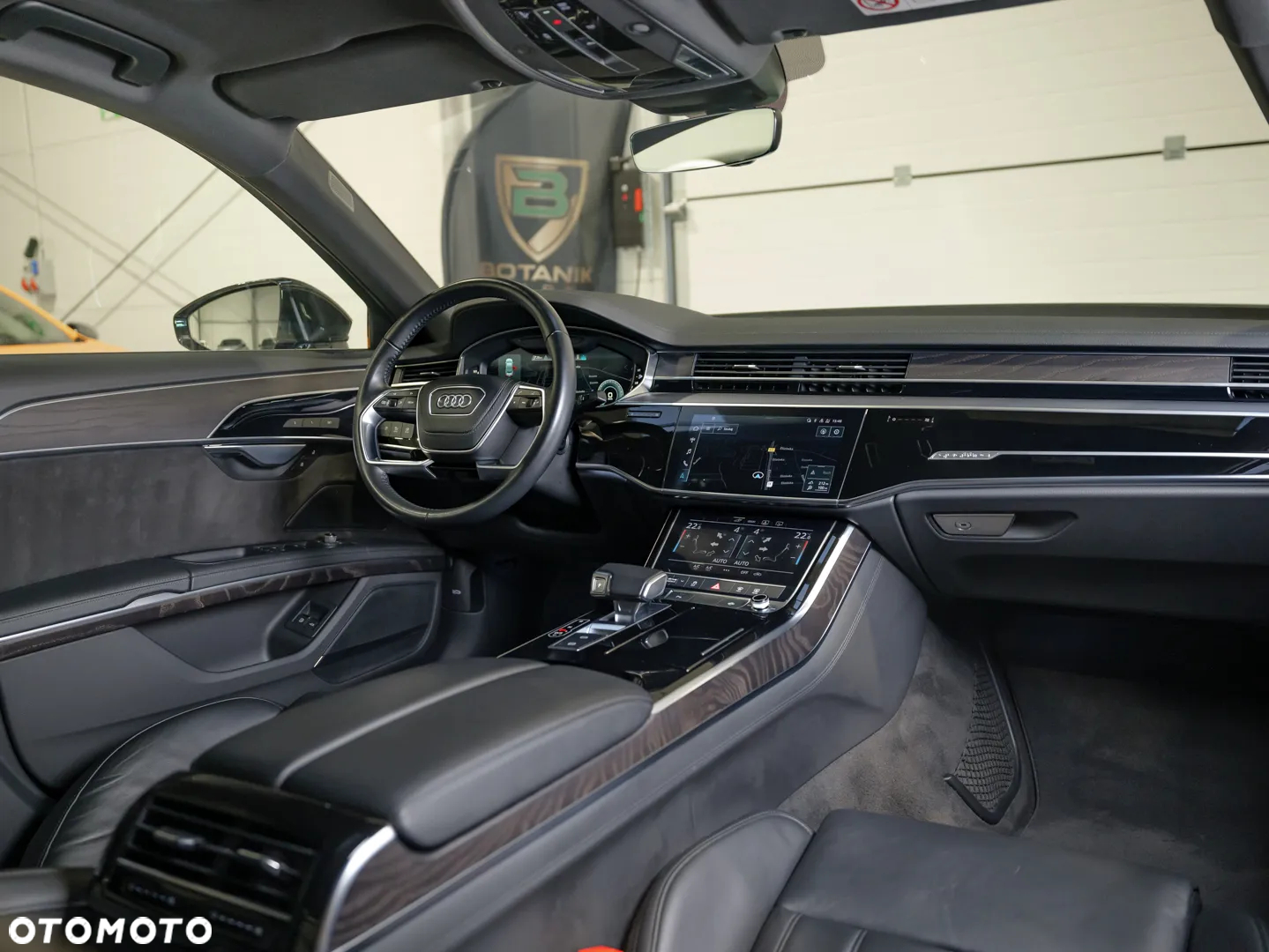 Audi A8 - 28