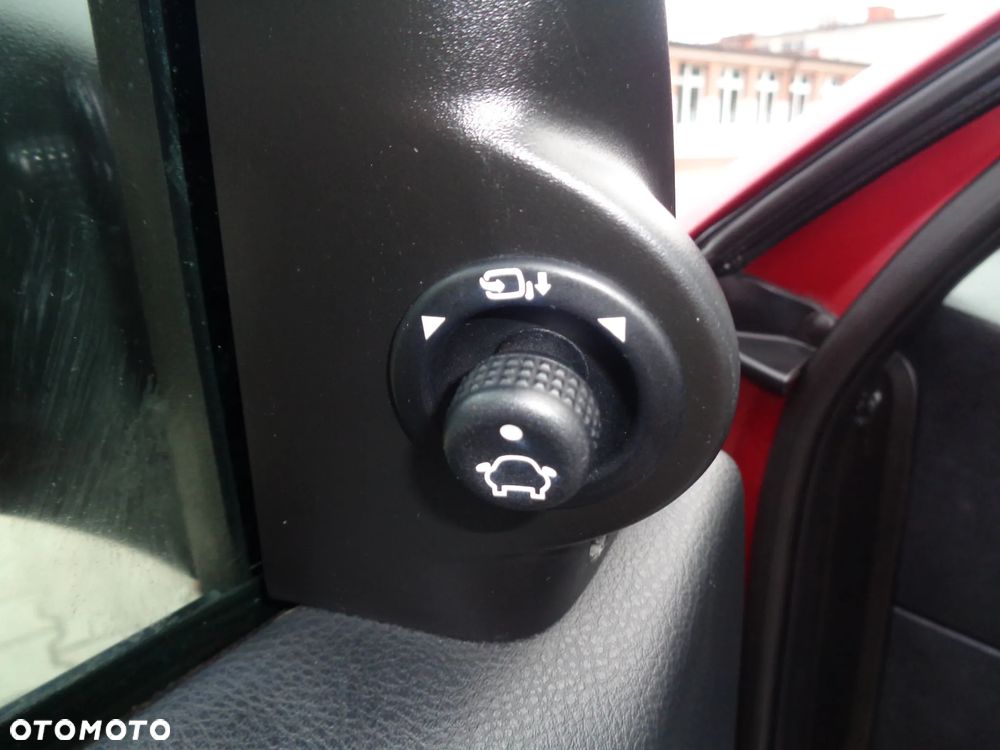 Ford Mondeo 2.0 Ghia Executive - 17