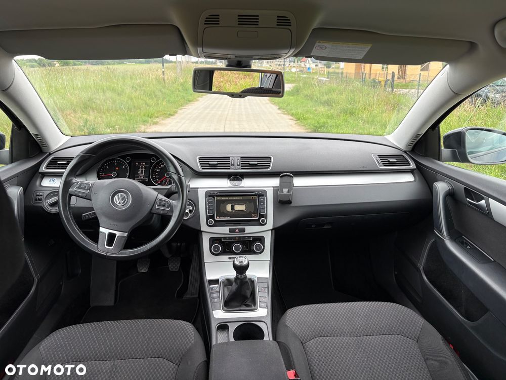 Volkswagen Passat 2.0 TDI BlueMotion Technology Highline - 17