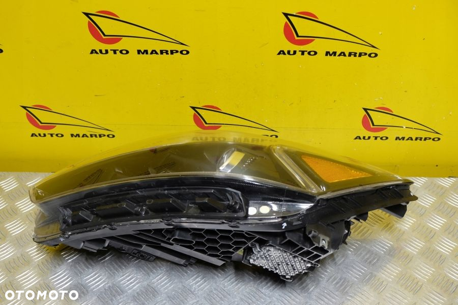 KIA CADENZA 2016-2019 REFLEKTOR LAMPA LED LEWA USA - 10