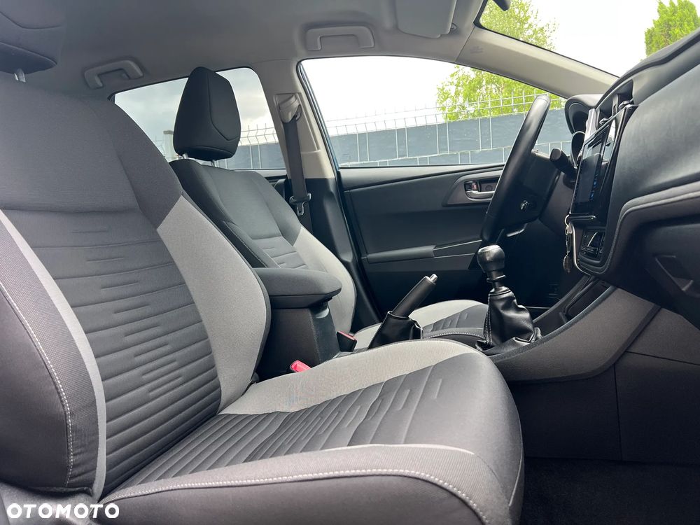 Toyota Auris 1.2 Turbo Edition S+ - 36