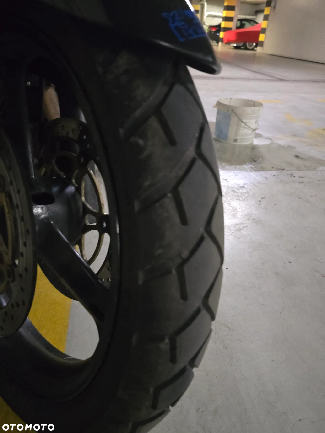 Suzuki V-STROM - 4