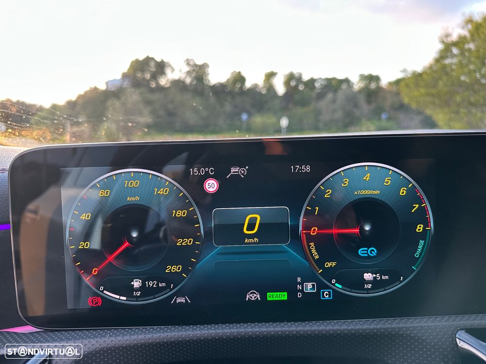 Mercedes-Benz CLA 250 - 18