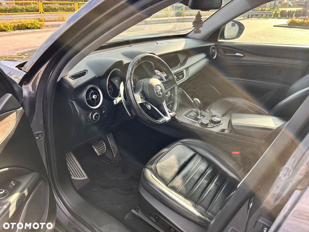 Alfa Romeo Stelvio 2.0 Turbo First Edition Q4 - 9
