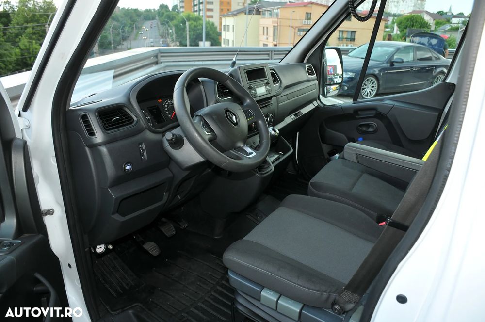 Renault Master cu lift - 6