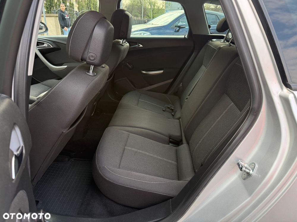 Opel Astra 1.4 T Cosmo - 7