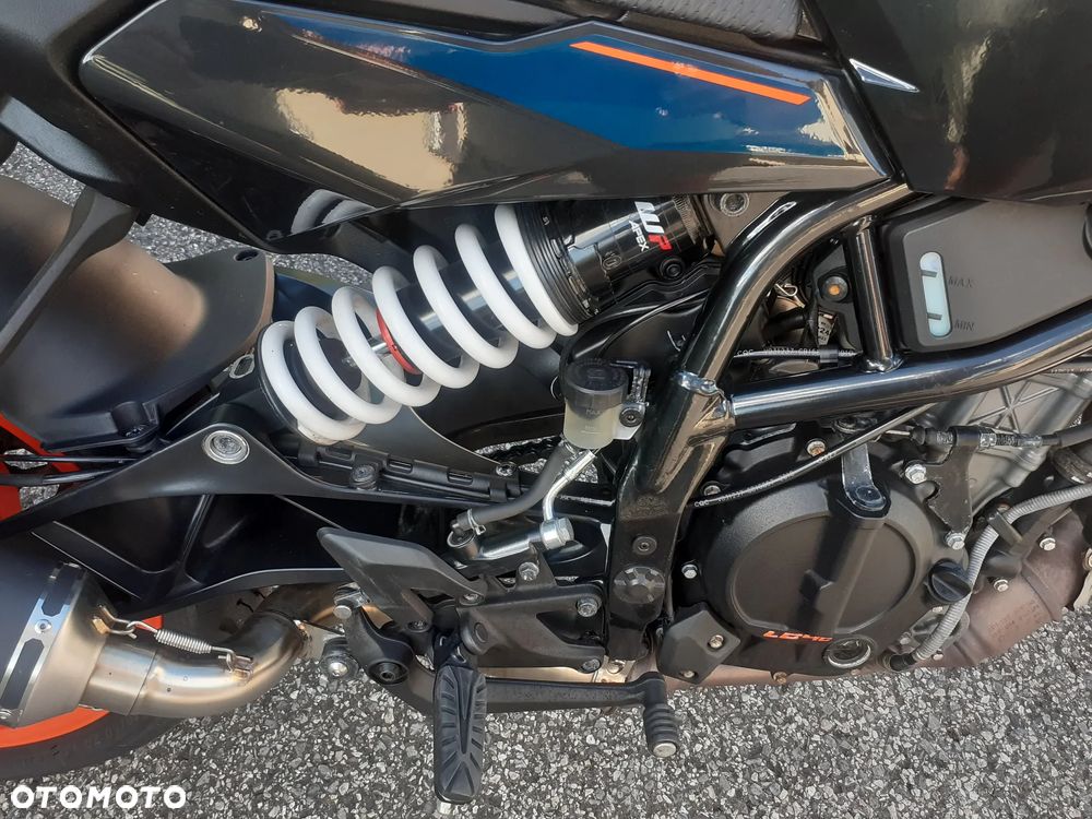KTM Duke 125 - 10