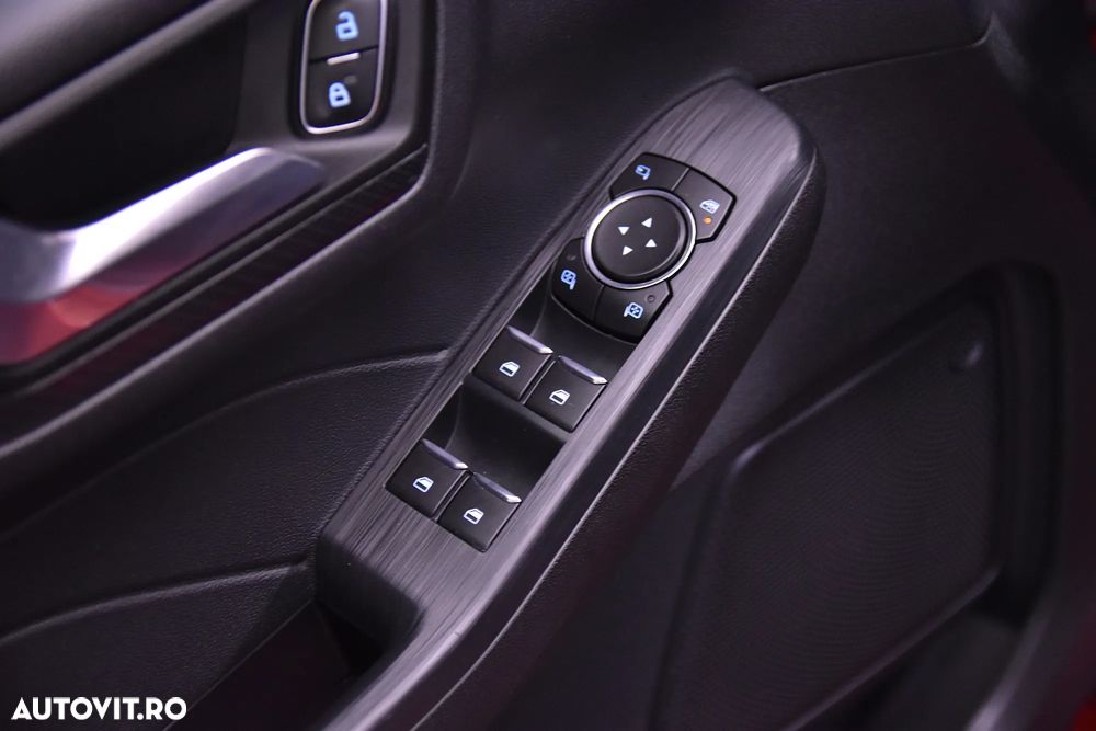 Ford Kuga - 15