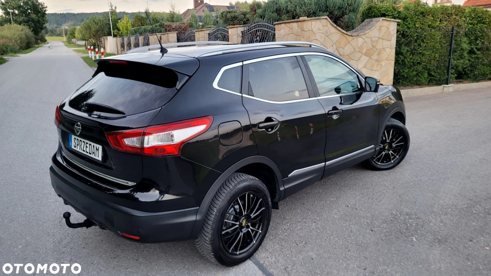 Nissan Qashqai 1.6 DCi 4x4 Black Edition EU6 - 13