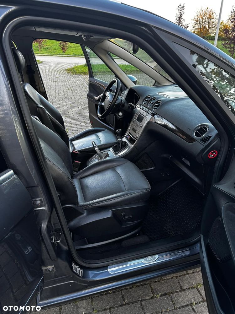 Ford Galaxy 2.0 TDCi Ghia - 8