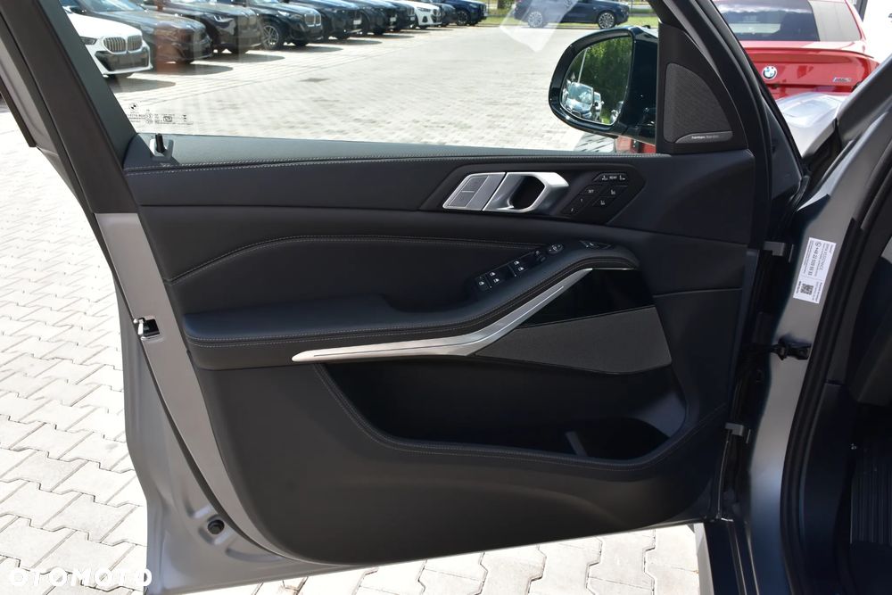 BMW X7 xDrive40d mHEV Individual Edition sport - 12