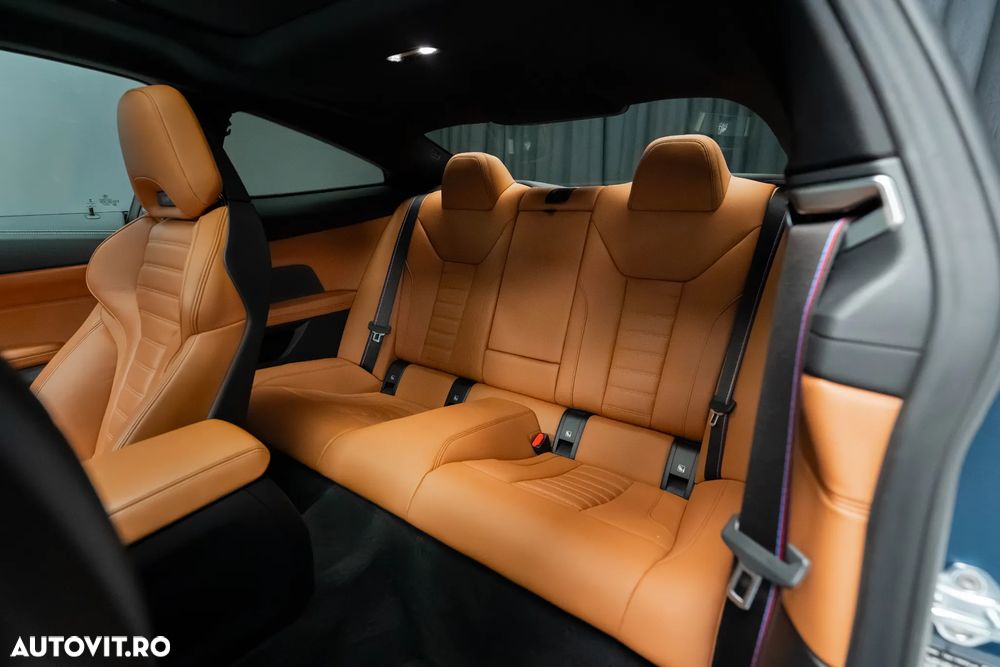 BMW M4 M440i xDrive - 32