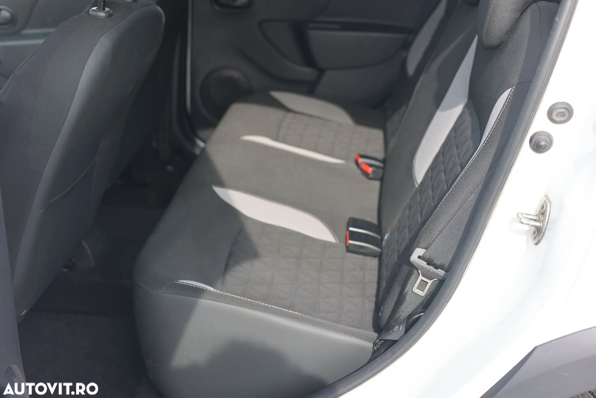 Dacia Sandero Stepway 0.9 TCe Prestige - 29