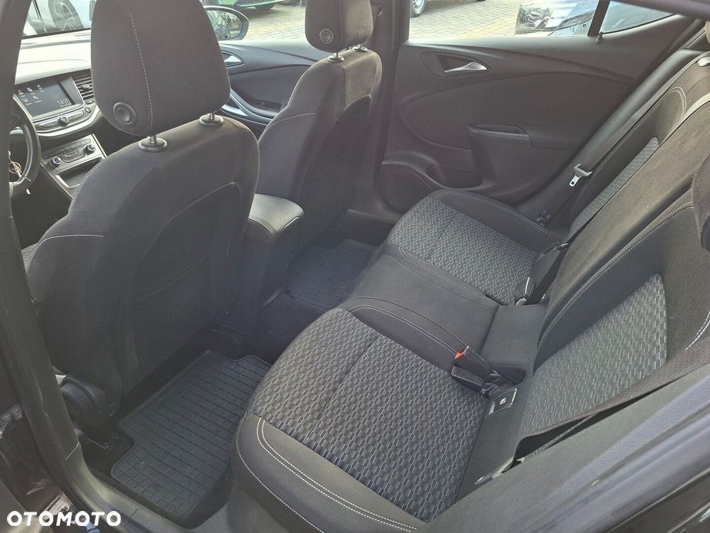 Opel Astra - 9