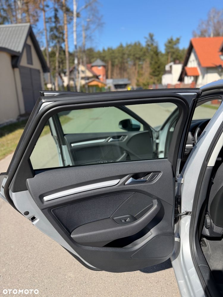 Audi A3 Sportback 1.4 TFSI Ambition - 18