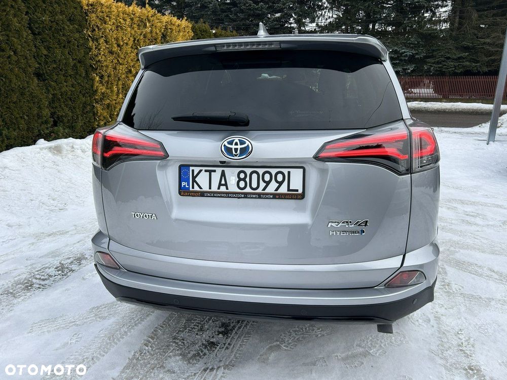 Toyota RAV4 - 11