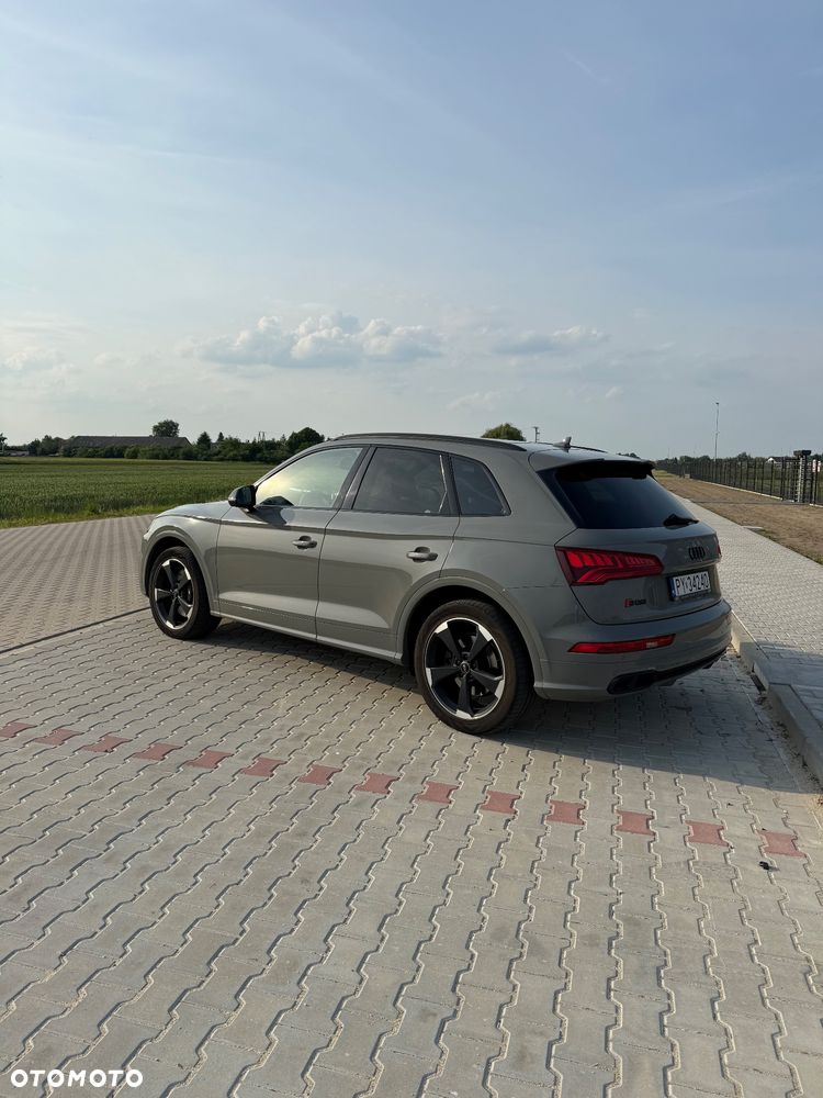 Audi SQ5 - 5