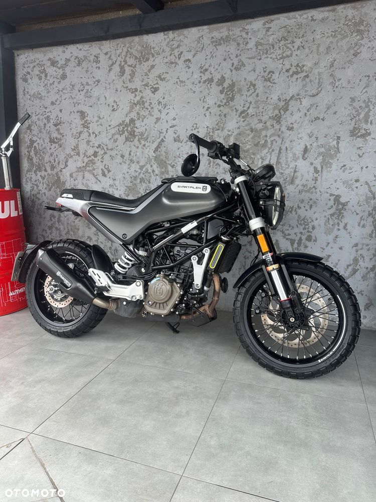 Husqvarna Svartpilen - 11