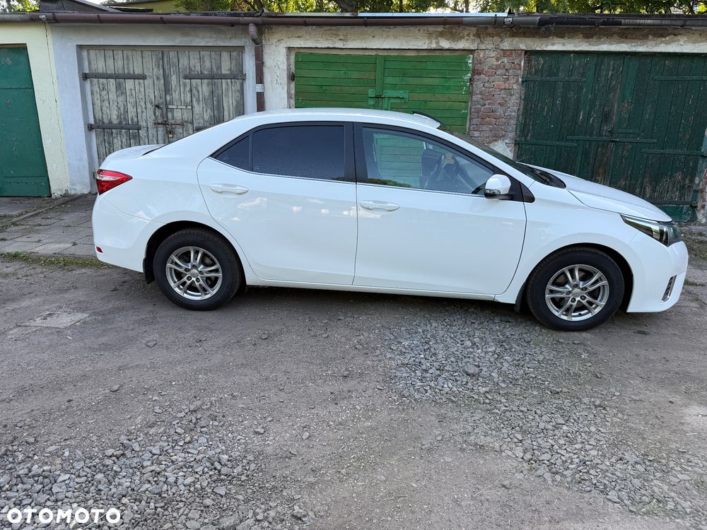 Toyota Corolla 1.4 D-4D Comfort - 3