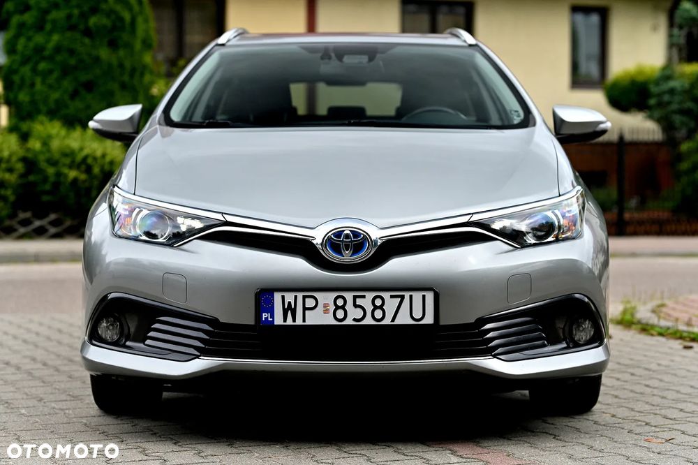 Toyota Auris - 12