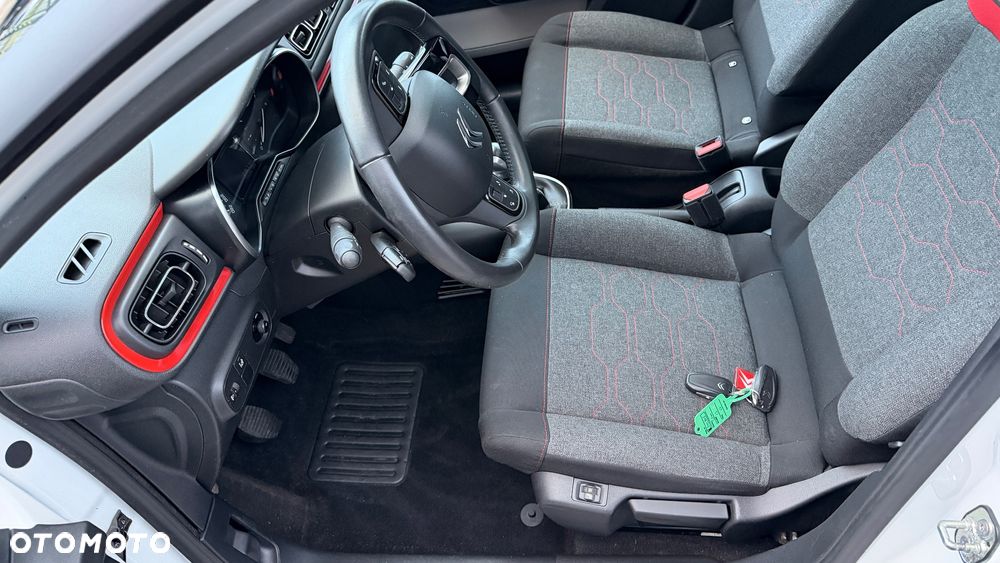 Citroën C3 Pure Tech (VTi) 82 Exclusive - 23