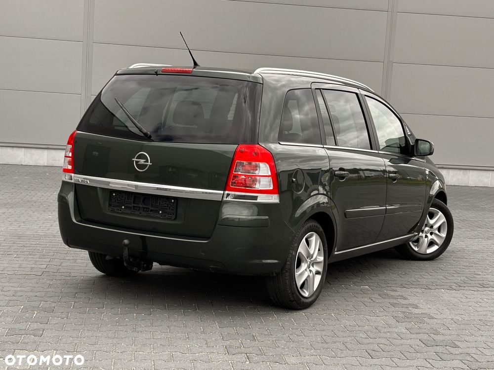 Opel Zafira 1.8 Cosmo - 20