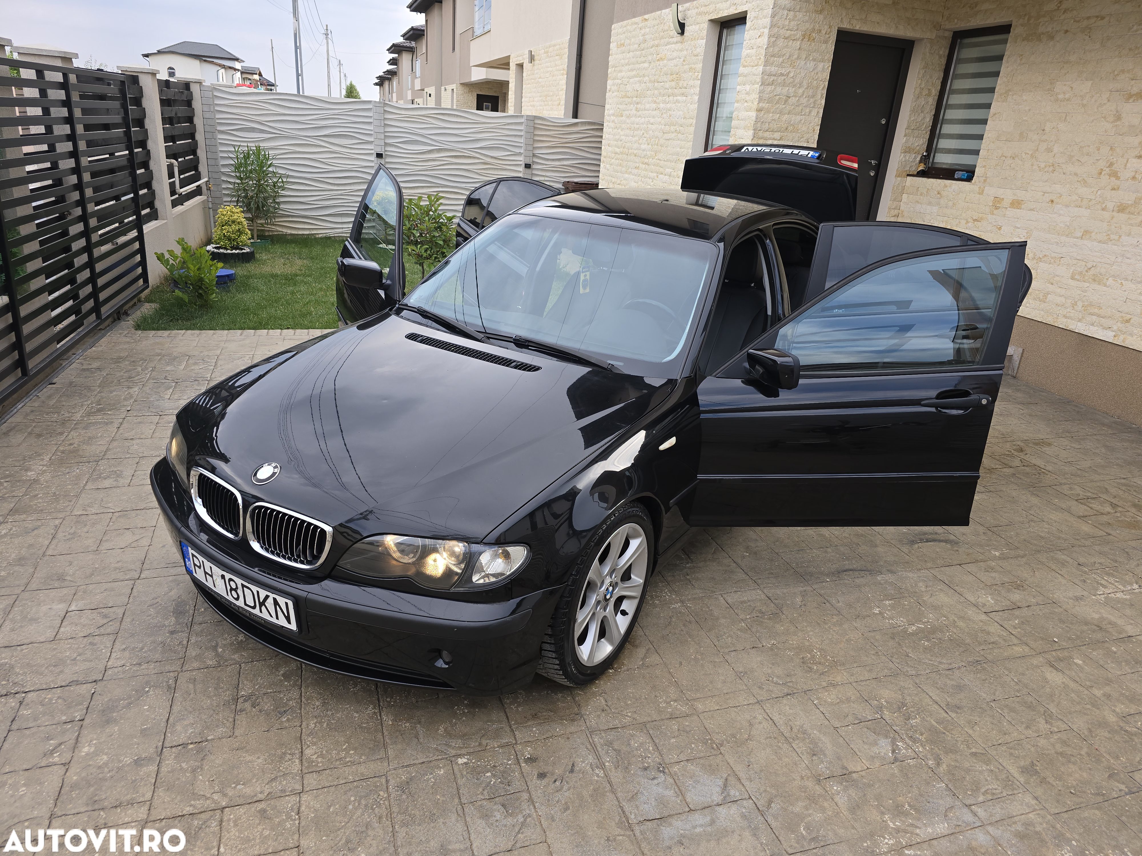 BMW Seria 3 316i Touring - 15