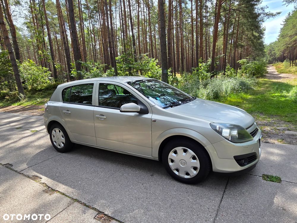 Opel Astra 1.6 Elegance Easytronic - 1