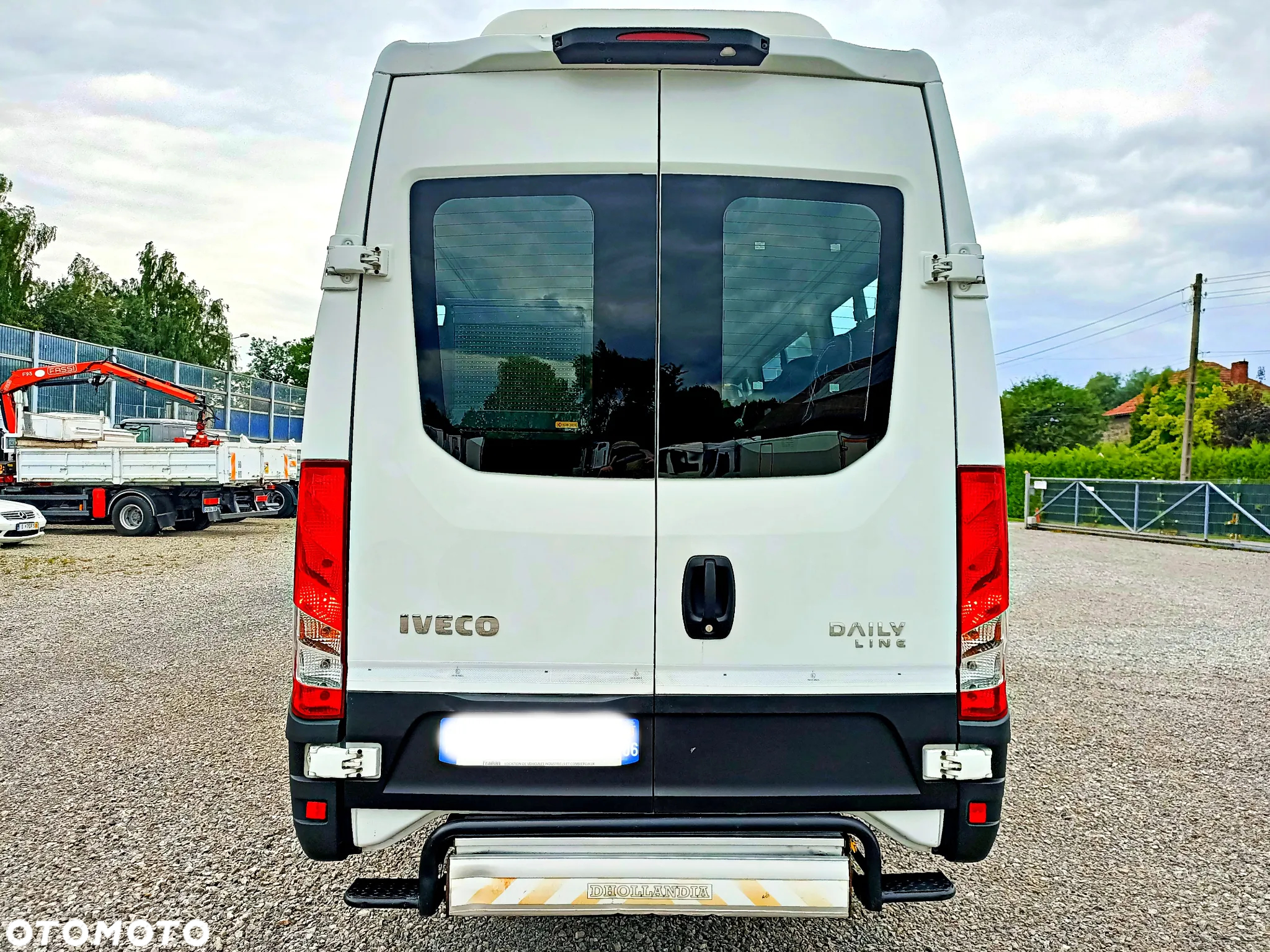 Iveco Daily Line 60C17 24 Osobowy - 9