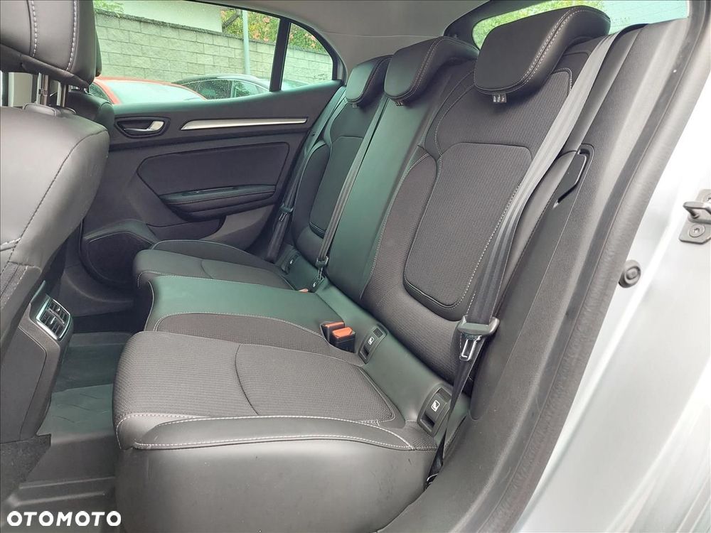 Renault Megane 1.3 TCe FAP Techno EDC - 6