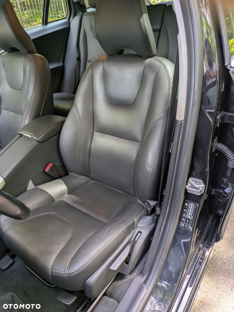 Volvo V60 D4 Drive-E Summum - 14