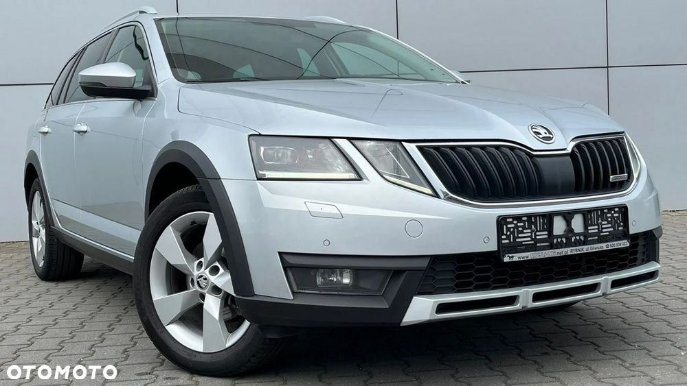 Skoda Octavia Scout 2.0 TDI 4x4 DSG - 4
