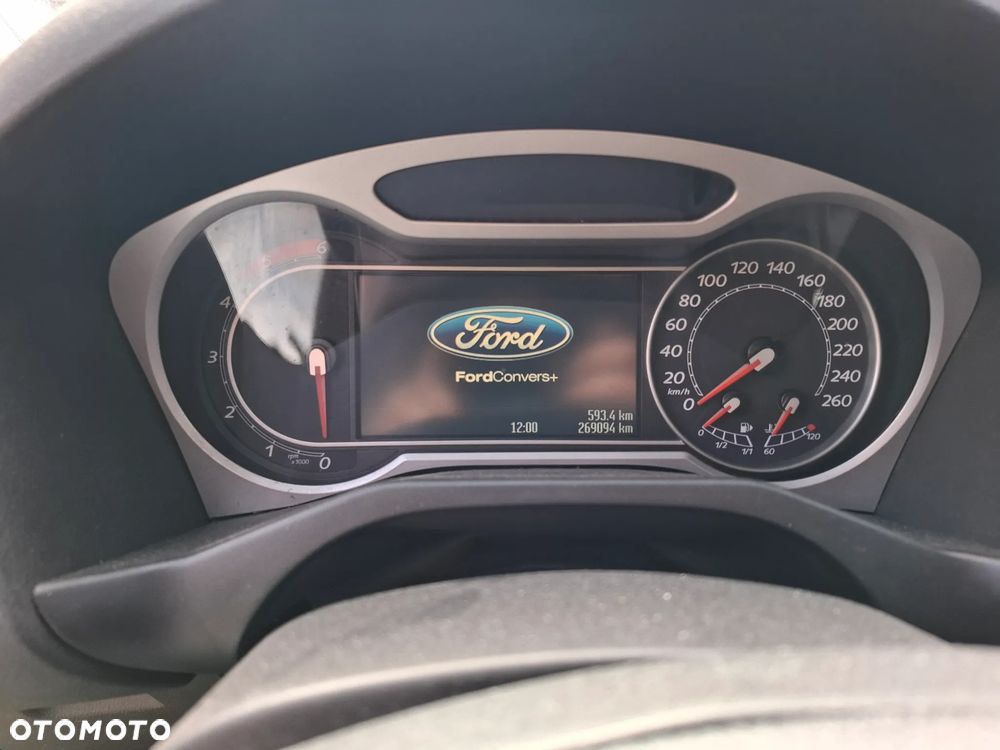 Ford Mondeo 2.0 TDCi Titanium - 8