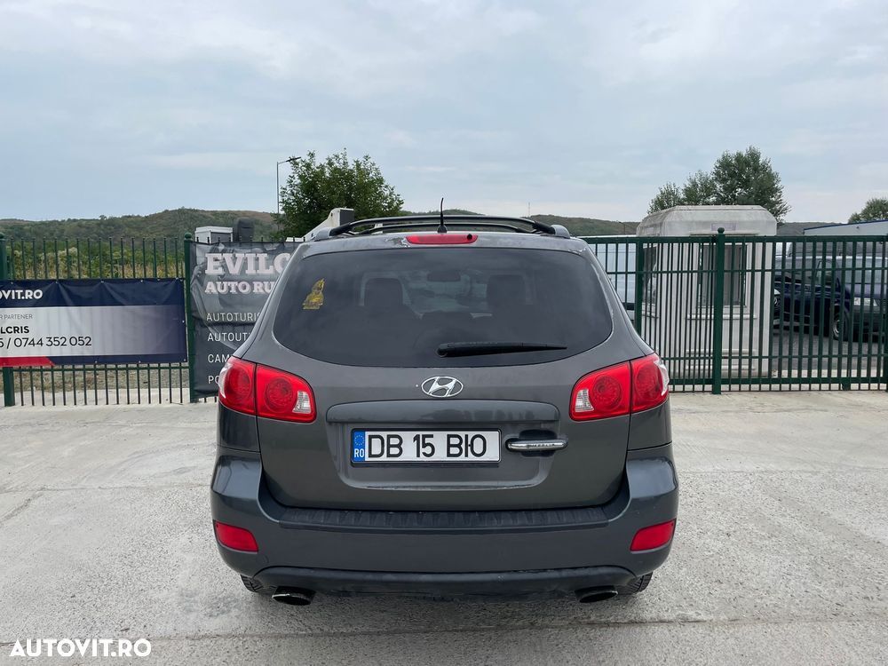 Hyundai Santa Fe - 8