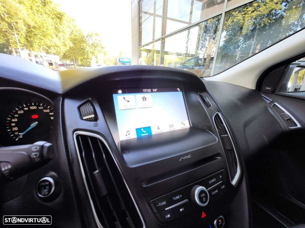 Ford Focus SW 1.5 TDCi Titanium - 11