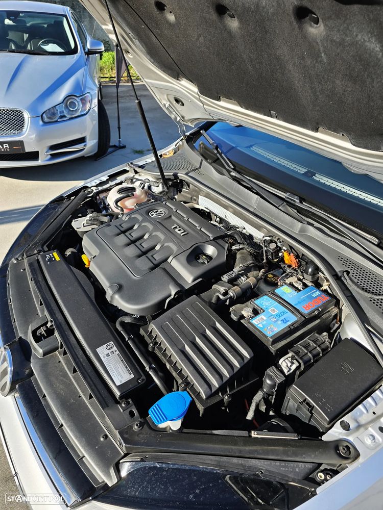 VW Golf Variant 1.6 TDi Highline - 15