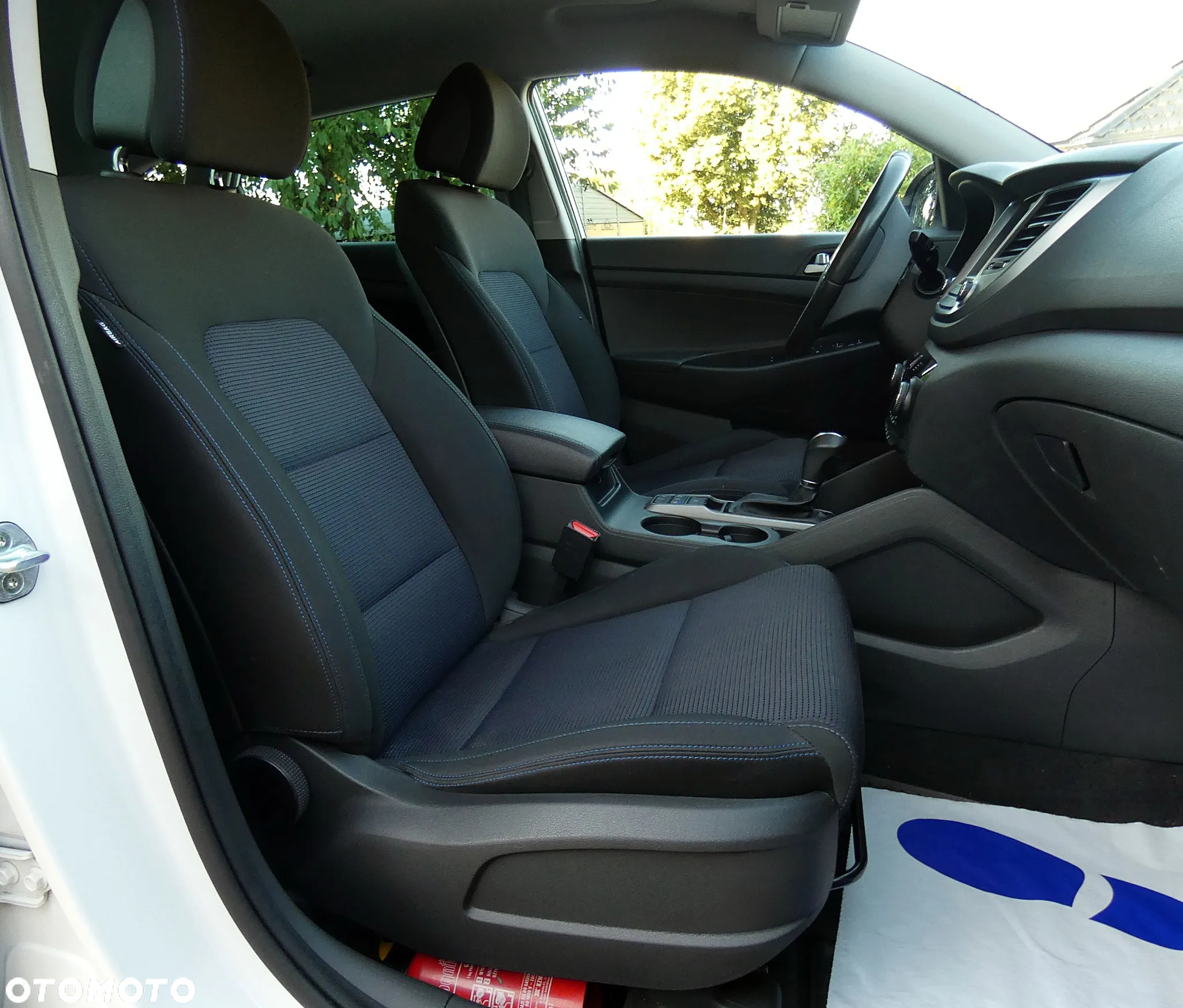Hyundai Tucson 1.7 CRDI BlueDrive Premium 2WD DCT - 32