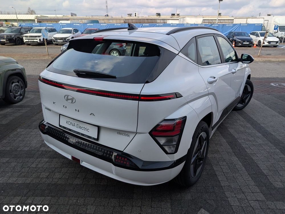 Hyundai Kona - 10