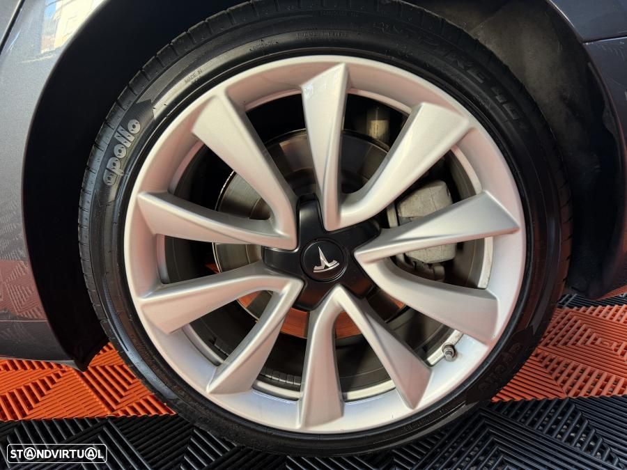 Tesla Model 3 Standard Range Plus RWD - 21