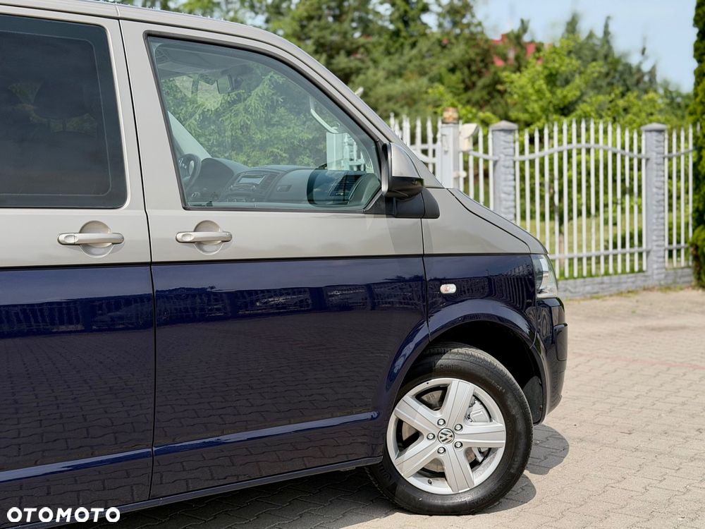 Volkswagen Multivan - 27