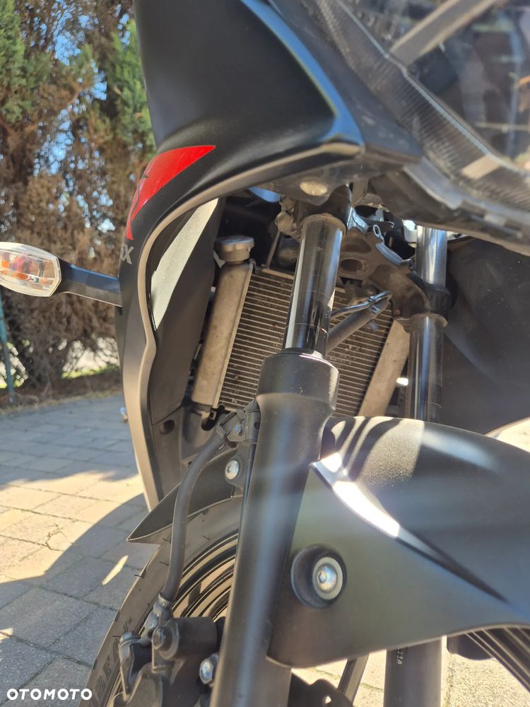 Suzuki GSX - 8