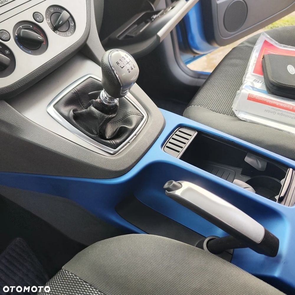 Ford Kuga 2.0 TDCi 2x4 Trend - 22