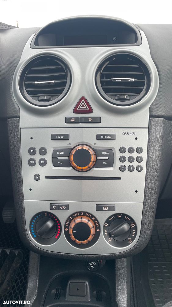 Opel Corsa 1.4 16V Active - 16