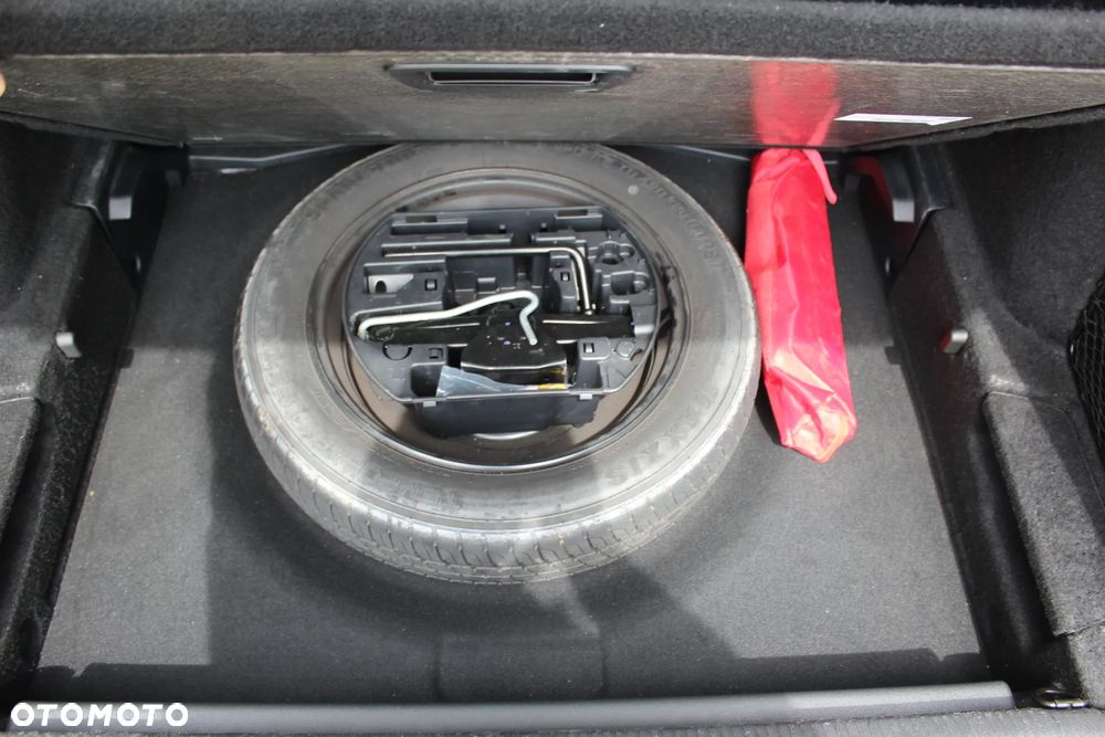 Peugeot 308 1.5 BlueHDi Active S&S EAT6 - 22