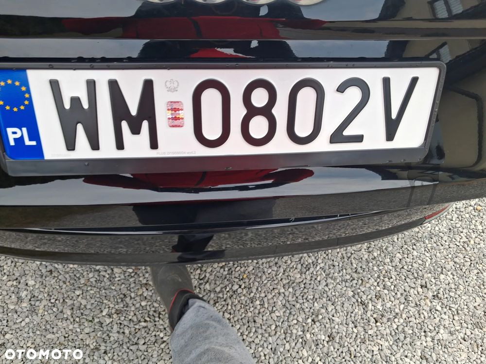 Audi A4 Avant 2.0 TDI S tronic - 13