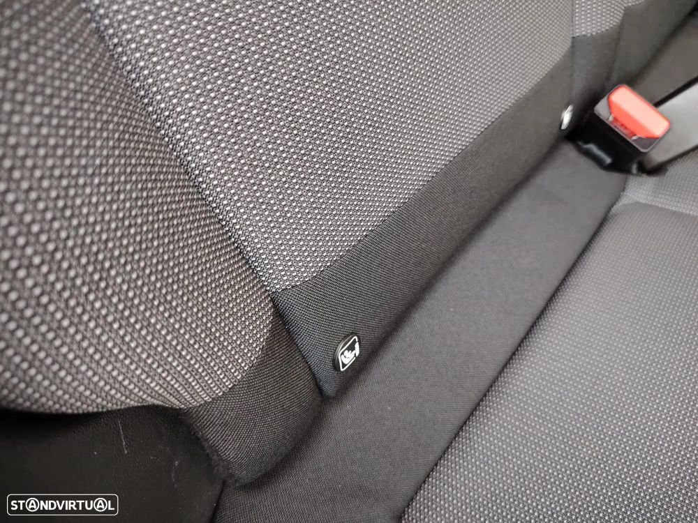 Citroën C3 1.2 PureTech C-Series - 19