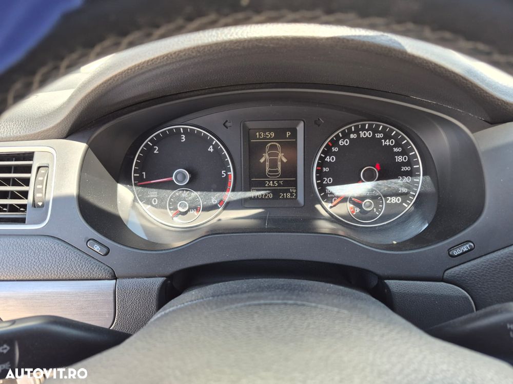 Volkswagen Jetta 1.6 TDI DPF Comfortline DSG - 3